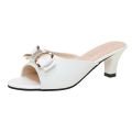 Block heel sandals women's outerwear 2021 new summer rhinestone bow sandals ladies plus size high heels wholesale.