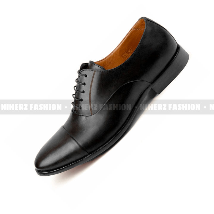 Oxford%20Shoes%20For%20Men%20Formal%20Platform%20Brogue%20British%20Style%20Lace-up%20Leather%20Shoes%20Solid%20Color%202021%20Autumn%20Leather%20Business%20Black%20Leather%20Shoes%20Men's%20British%20Pointed%20Toe%20Dress%20Breathable%20Plus%20Velvet%20Men's%20Shoes%20-%20Image%207