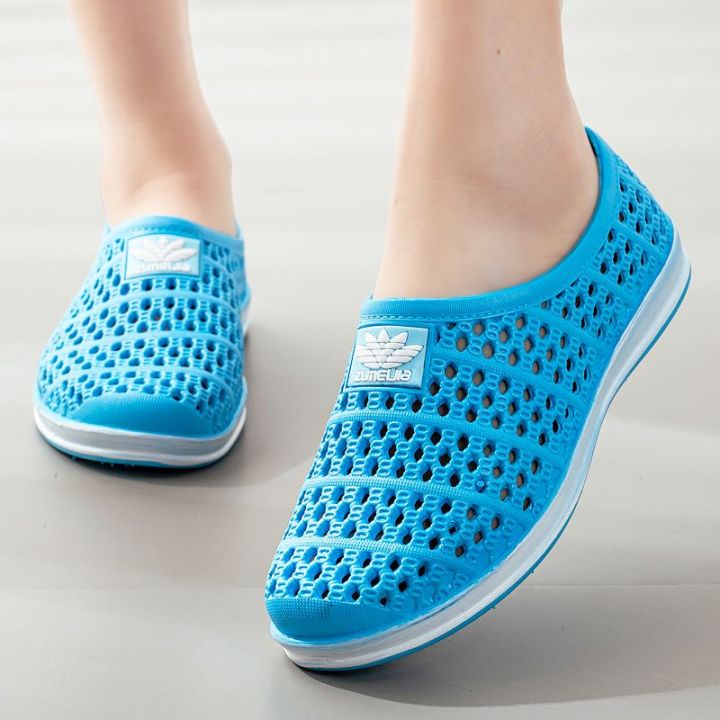 2023New%20Coros%20Shoes%20Men's%20and%20Women's%20Summer%20Korean%20Style%20Soft-Soled%20Non-Slip%20Breathable%20Beach%20Shoes%20Closed%20Toe%20Couple%20Work%20Sandals%20-%20Image%208