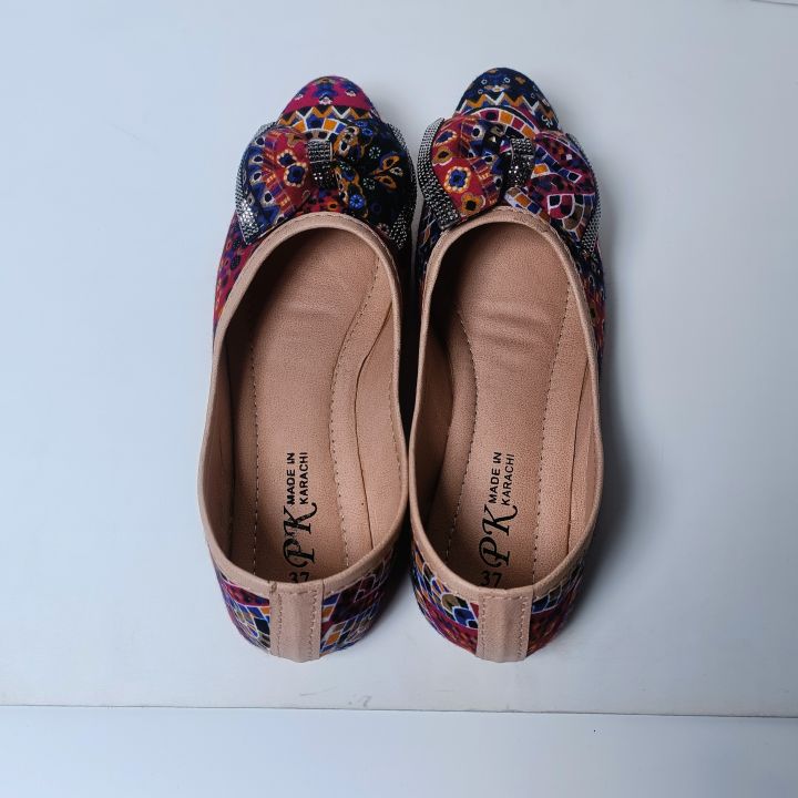 Womens%20Flat%20Regular%20Shoes%20New%20Fashionable%20Ladies%20Flat%20%20Shoes%20New%20Premium%20Sandal%20for%20Girls%20and%20Woman%20-%20Image%204