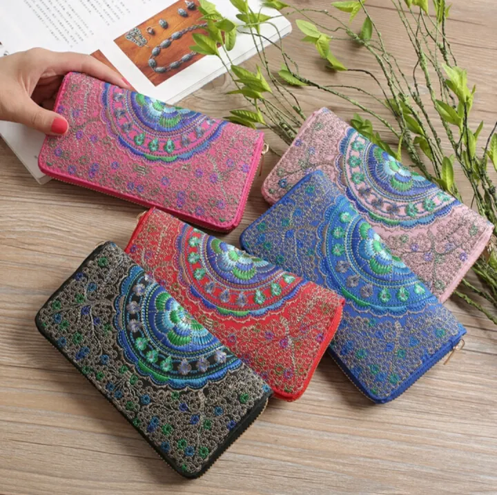 Women%20PU%20Leather%20Embroidery%20Floral%20Wallet%20with%20Zipper%20Card%20Holder,%20Blue,%20Red,%20Black,%20Pink,%2020x10%20CM%20-%20Image%203