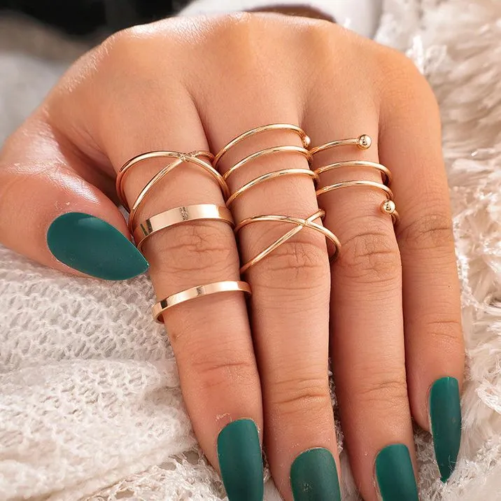 Trendy%20Fashionable%20Rings%20for%20Girls%20Simple%20Stylish%20-%20Finger%20Rings%20Set%20for%20Women%20New%20Collection%20-%20Rings%20for%20Girls/%20Ladies%20Female%20Ornament%20Jewelry%20Couple%20Rings%20Set%20-%20Image%202