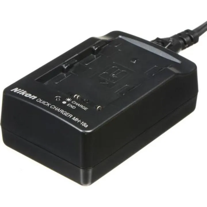 Nikon%20MH-18a%20Quick%20Charger%20for%20EN-EL3%20Batteries%20-%20Image%202