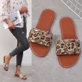 2023 cross-border plus size slippers women's summer new leopard print round toe belt buckle straight flat bottom simple casual flippers. 