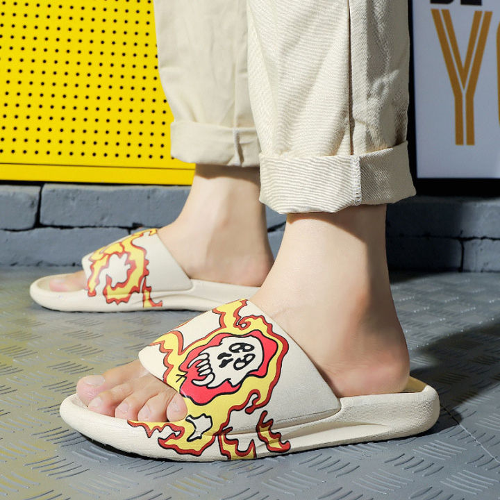 New%20yeezy%20men%20coconut%20slippers%20one-word%20sandals%20and%20slippers%20men%20slides%20-%20Image%202