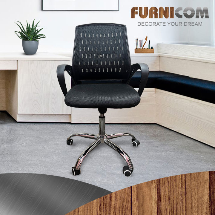 Explore%20Trend%20-%20Exceotional%20Quality%20-%20Executive%20office%20chair%20-%20Innovative%20Design%20-%20Expression%20of%20Yourself%20-%20Simple%20Aftercare%20-%20Image%202