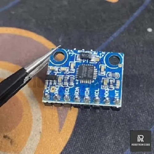 GY-521%20MPU-6050%206DOF%20Module%20%7C%203-Axis%20Accelerometer%20&%20Gyroscope%20Sensor%20for%20Arduino,%20ESP32%20&%20Robotics%20Projects%20-%20Image%205