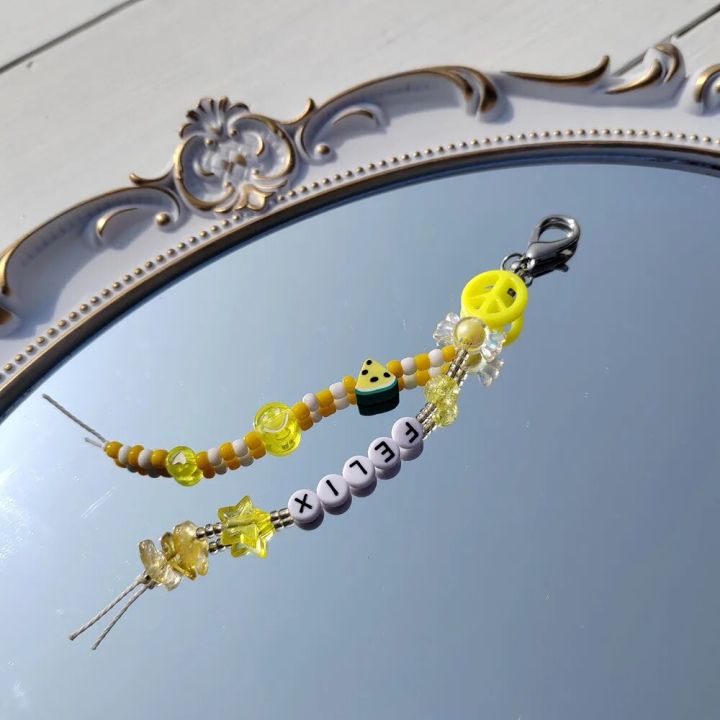 Unique%20Design%20Keychain%20Straykids%20ATEEZ%20KPOP%20Butterfly%20Beads%20Keychains%20Y2K%20Phone%20Strap%20Camera%20Hanger%20NCT%20APINK%20Gift%20Charm%20Jewelry%20-%20Image%207