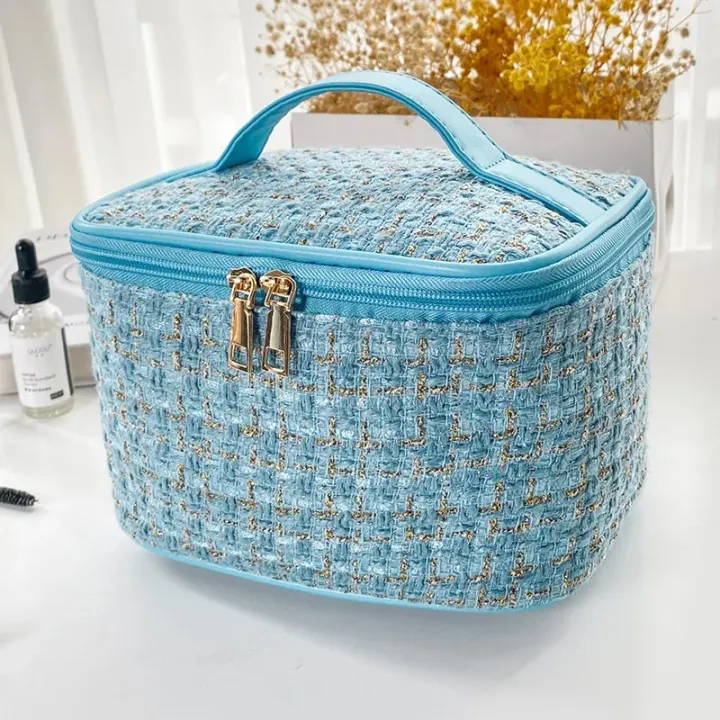 New%20Korean%20plaid%20portable%20small%20fragrance%20makeup%20bag%20Large%20capacity%20portable%20toiletry%20storage%20bag%20makeup%20box%20travel%20-%20Image%207