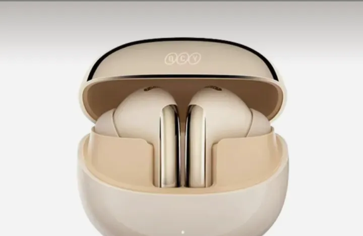 Qcy%20HT08%20Melobuds%20Pro%20ANC%20LDAC%20Earbuds%20%E2%80%93%20Gold%20-%20Image%203