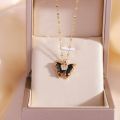 Exquisite Small Butterfly Pendant Necklace for Women Unique Design Light Luxury Zircon Insect Necklace Girl Party Jewelry.