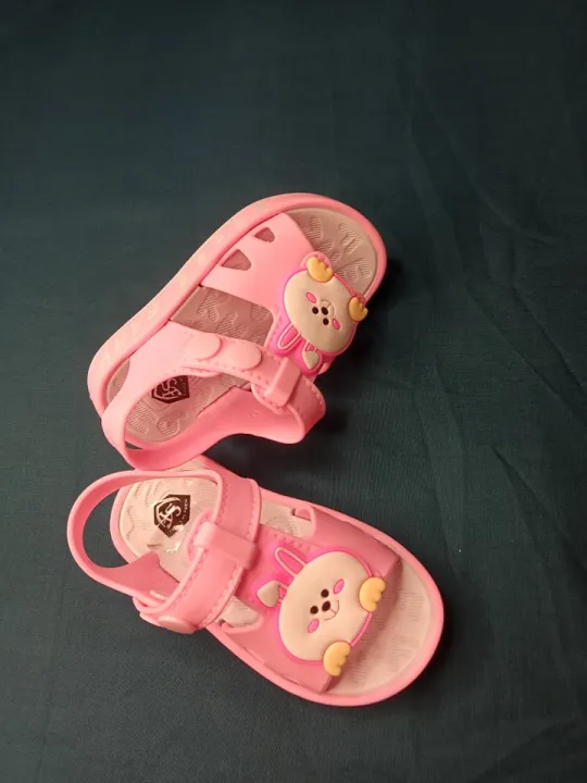 Stylish%20and%20comfortable%20sandal%20shoe%20with%20belt%20for%20baby%20girl%20-%20Image%203