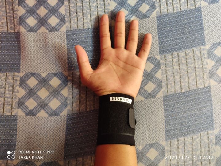 Gym%20Hand%20Wrist%20Band%20-%20Image%206