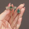 Retro bee chain brooch insect oil drop rhinestone brooch set chain clothing accessories female pin.