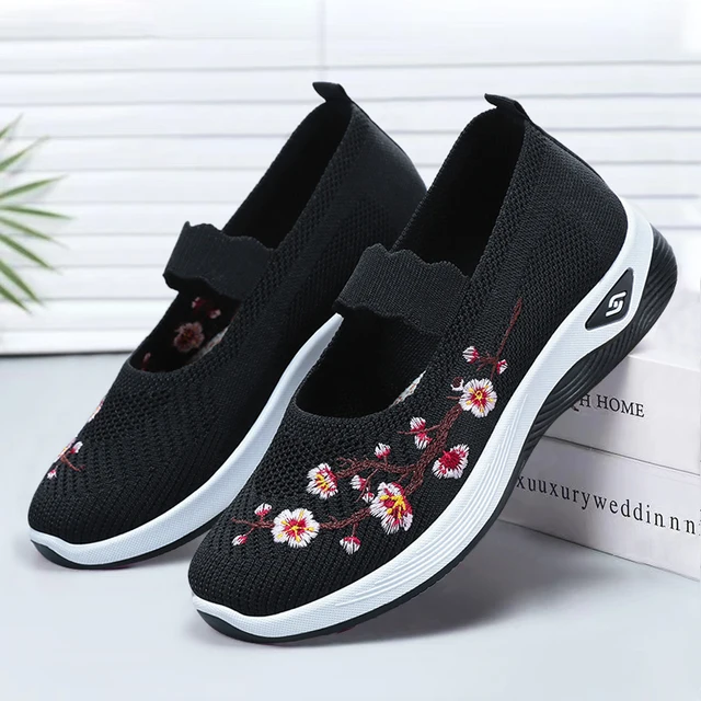 New%20Design%20Comfortable%20Mesh%20Surface%20Flat%20Women's%20Sneakers%20Walking%20Shoes%20-%20Image%203