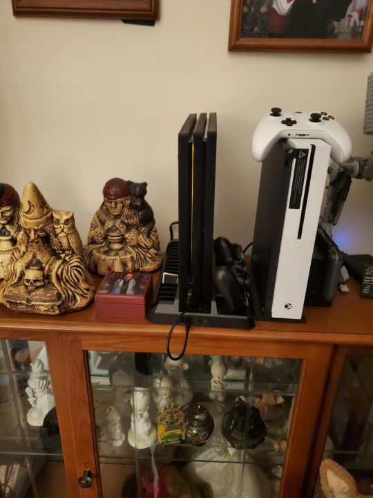 PS4%20Stand%20Cooling%20Fan%20for%20PS4%20Slim%20/%20PS4%20Pro/Playstation%204,%20PS4%20Pro%20Stand%20Vertical%20Stand%20Cooler%20with%20Dual%20Controller%20Charge%20Station%20&%2016%20Game%20Storage%20Good%20effect%20and%20easy%20to%20use%20-%20Image%208