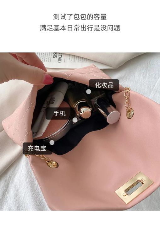 Women's%20Bag%20New%20Embroidered%20Lingge%20Small%20Square%20Bag%20Elegant%20and%20Personalized%20Shoulder%20Bag%20Crossbody%20Bag%20-%20Image%205