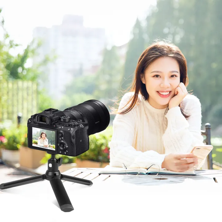 PULUZ%201/4%20inch%20Inner%20Screw%20Metal%20Tripod%20Ball%20Head%20Adapter%20with%20Knob%20Lock(Black)%20-%20Image%207