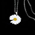 Internet celebrity with the same notched daisy necklace, women's tide jump, titanium steel chain accessories, men's tide hip-hop Korean version pendant pendant.