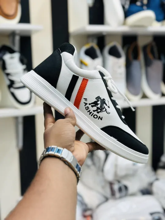 Elevate%20Your%20Style%20-%20New%20Collection%20of%20Stylish%20and%20Fashionable%20Exclusive%20Sneakers%20Converse%20for%20Men%20-%20into%20Luxury%20and%20Trend%20-%20Image%209