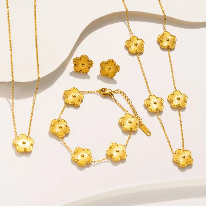 New%20Fashion%203Pcs/Set%20Non%20Tarnish%2018K%20Gold%20Plated%20Stainless%20Steel%20Clover%20Earrings%20Bracelet%20Necklace%20Jewelry%20Set%20For%20Women%20-%20Image%207