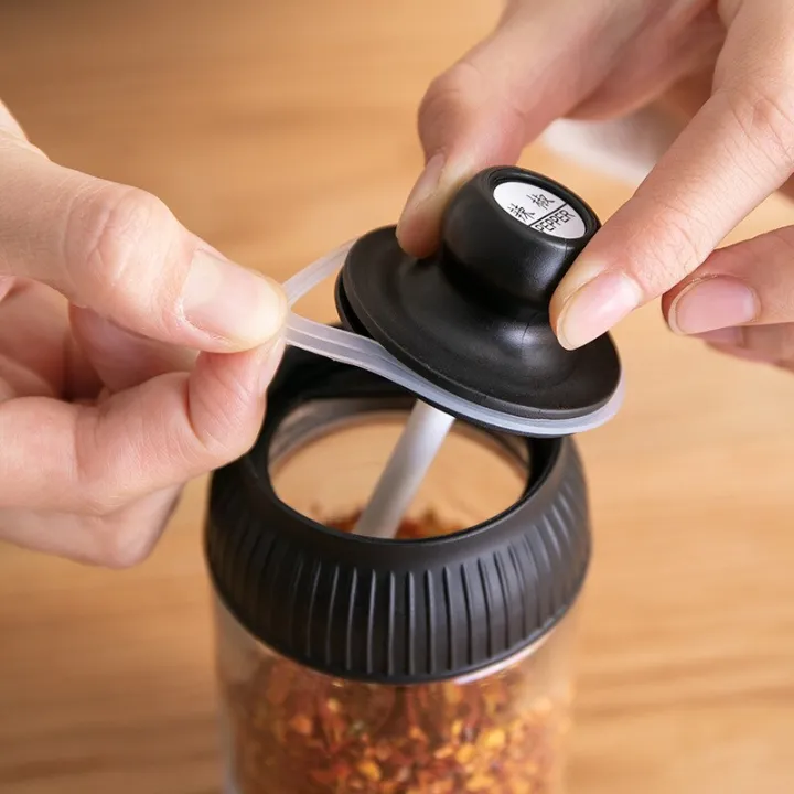 Kitchen%20Seasoning%20Bottle%20Set%20Household%20Sealed%20Moisture%20Proof%20Spoon%20Cover%20Integrated%20Glass%20Seasoning%20Jar%20-%20Image%205