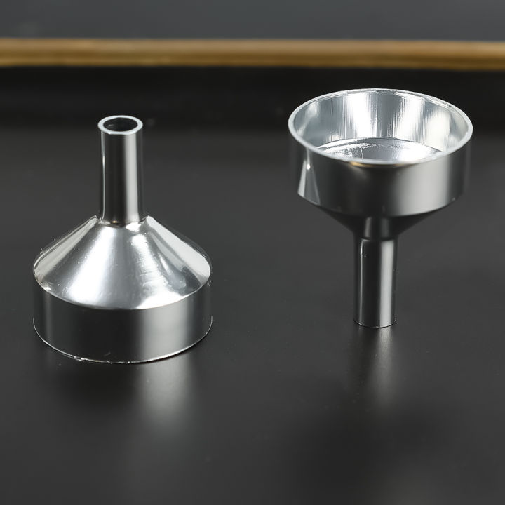 5Pcs%20Mini%20Stainless%20Steel%20Funnel%20Kitchen%20Oil%20Liquid%20Funnel%20With%20Detachable%20Filter%20Wide%20Mouth%20Funnel%20for%20Canning%20Kitchen%20Tools%20-%20Image%203