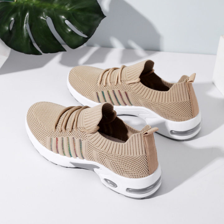 Women's%20Shoes%202023%20Spring%20New%20Mom%20Casual%20Shoes%20Fly%20Woven%20Mesh%20Comfortable%20Soft%20Sole%20Running%20Shoes%20Breathable%20Sneakers%20Women%20-%20Image%202