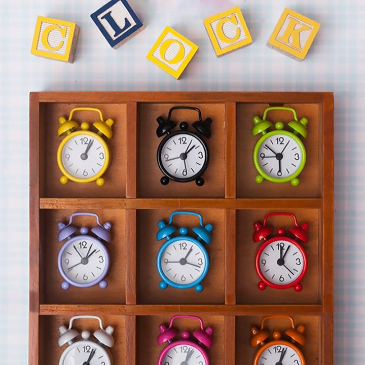 Nordic%20Mini%20Alarm%20Clock%20Creative%20Pointer%20Table%20Clock%20Round%20Bedside%20Clocks%20Best%20Desktop%20Decor%20-%20Image%203