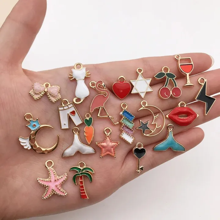 30/60/100pcs%20Random%20Mix%20Enamel%20Floating%20Charms%20For%20Jewelry%20Making%20Supplies%20DIY%20Locket%20Components%20Flowers%20Heart%20Charm%20Accessories%20-%20Image%205