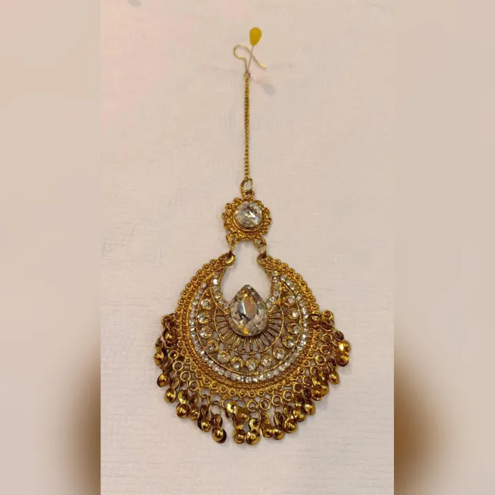 Exclusive%20Design%20Metal%20Tikli%20For%20Women%20-%20Image%202
