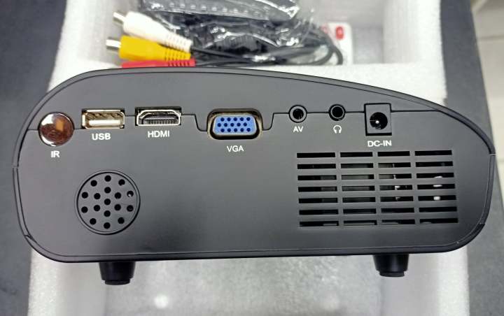 MINI%20LED%20PROJECTOR%20-%20Image%203