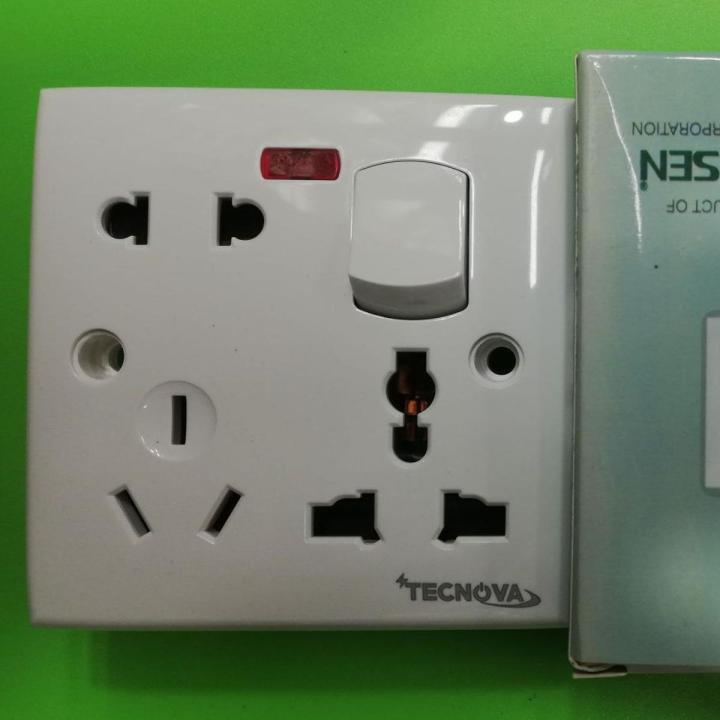 TECNOVA 6 Pin Multi Socket Universal Socket with Switch