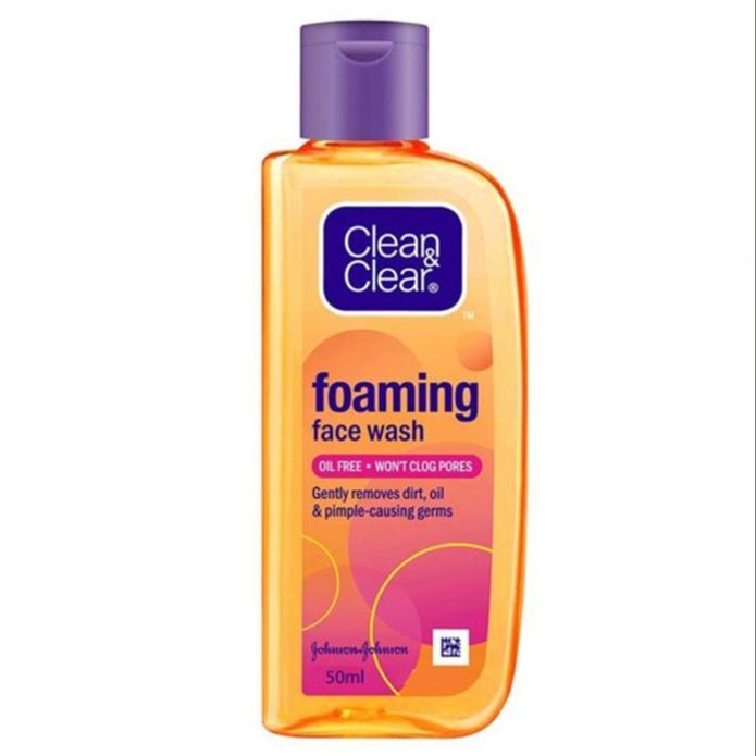Clean%20&%20Clear%20Foaming%20Face%20Wash%20-%20Image%205