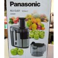 Panasonic MJ-DJ01 Stainless Steel Wide Tube Juicer & Fruit Extractor. 