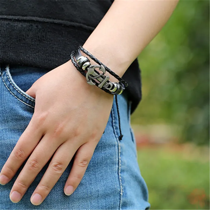 Black%20Braided%20Men%20Leather%20Bracelet%20Stainless%20Steel%20Magnetic%20Buckle%20-%20Image%202