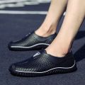 2021 Breathable Summer Men Slippers Outdoor Water Shoes Hollow Ultra Light Beach Shoes Casual Men Sandals Black Garden Shoes.