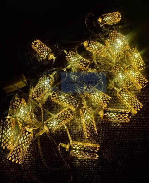 Cylinder%20Ornamental%20light/yellow%20colour%20zarbati/metal%20-%20Image%202