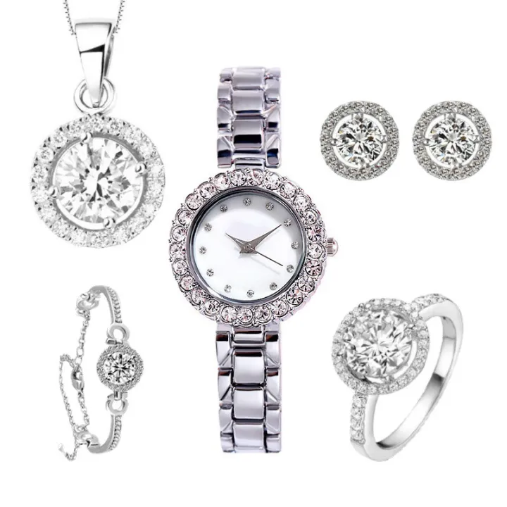 New%20Fashion%20Women's%20Watch%20Set%20with%205pcs%20Luxury%20Diamond%20Quartz%20Watches%20-%20Trendy%20and%20Exclusive%20-%20Image%205
