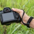 01 Pcs Wrist Strap Hand Grip Paracord Braided Wristband bracelets for (Nikon, Canon, Sony, Pentax etc. ) DSLR Go Pro Camera Accessories lanyard bracelet anti-lost key chain.