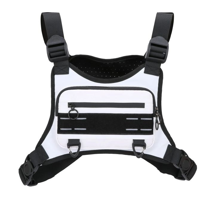 Sports%20Chest%20Bag%20Water%20Resistant%20Lightweight%20Front%20Chest%20Pack%20Running%20Vest%20Bag%20With%20Built-In%20Phone%20Holder%20Extra%20Storage%20-%20Image%207