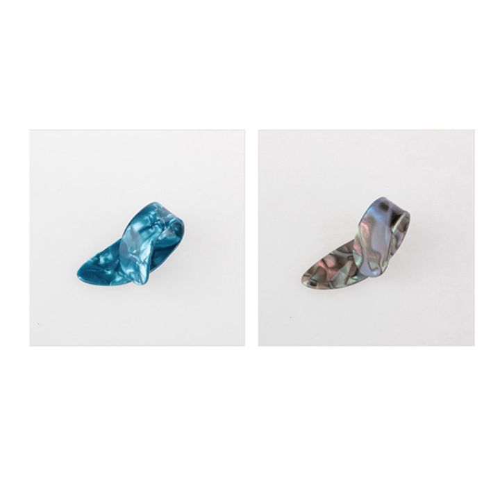 4%20Pcs%20Thumb%20Guitar%20Pick%20Celluloid%20Mediator%20Thumbpick%20with%20Electric%20Guitar%20Bass%20Volume%20Knob%20Potentiometer%20Chord%20Cap%20-%20Image%204