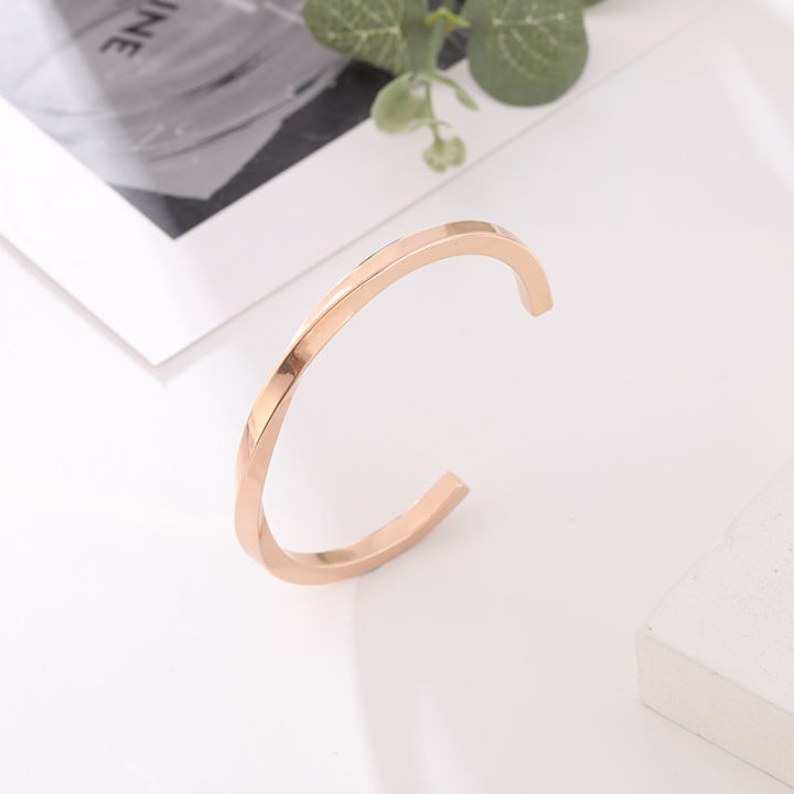 European%20and%20American%20Style%20Wire%20Diameter%20round%20Accessories%20for%20Girls%20One%20Titanium%20Steel%20Women's%20Rose%20Gold%20Japanese%20and%20Korean%20Fashionable%20Rose%20Gold%20Bracelet%20-%20Image%206