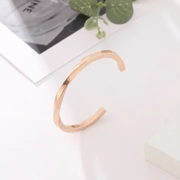 European%20and%20American%20Style%20Wire%20Diameter%20round%20Accessories%20for%20Girls%20One%20Titanium%20Steel%20Women's%20Rose%20Gold%20Japanese%20and%20Korean%20Fashionable%20Rose%20Gold%20Bracelet%20-%20Image%206