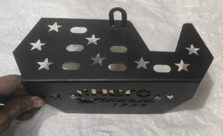 Hero%20Xtreme%20125%20silencer%20cover%20or%20Silencer%20plate%20MS%20steel%20silencer%20protector%20-%20Image%203