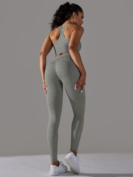 Seamless%20Yoga%20Set%20Women%20Gym%20Set%20Workout%20Clothes%202pcs%20Running%20Fitness%20Suit%20Sports%20Bra%20Top%20And%20High%20Waist%20Leggings%20Pant%20Sportswear%20-%20Image%204