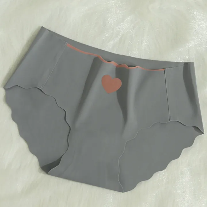 Comfort%20Fit%20Satin%20Heart%20Pattern%20Girls'%20Multicolor%20Panties%20-%20Breathable%20&%20Soft%20%20For%20Everyday%20-%20Image%209