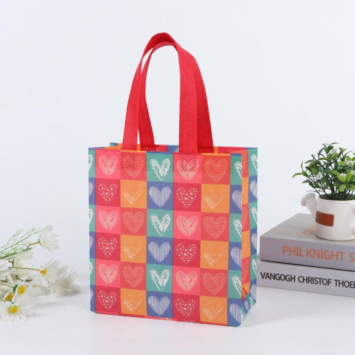 Thickened%20Valentine's%20Tote%20Bag%20Non%20Woven%20Laminated%20Wedding%20Party%20Bag%20Waterproof%20Fabric%20Tote%20Gift%20Shopping%20Bag%20for%20Valentine's%20-%20Image%204