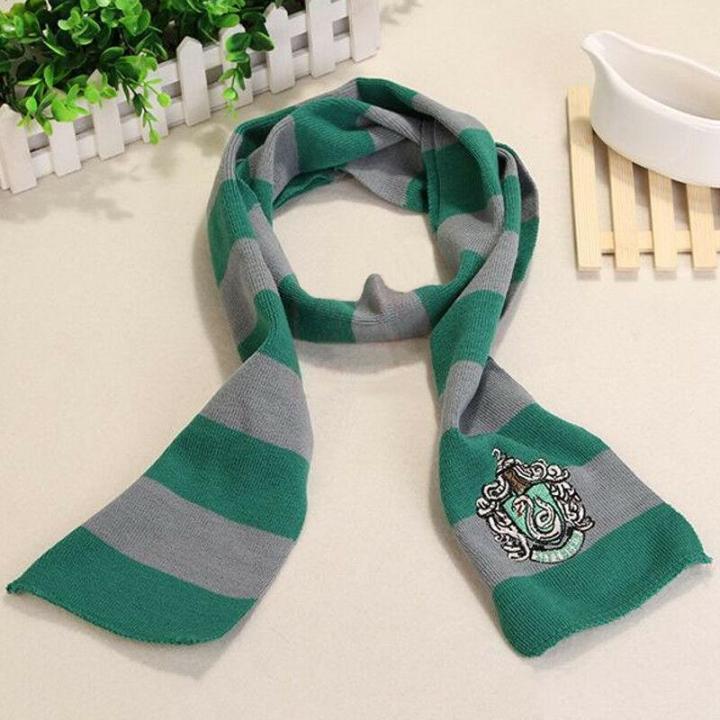 （NEW）Harry Potter Gryffindor Slytherin Hufflepuff Ravenclaw Scarf Scarves Fancy Dress
