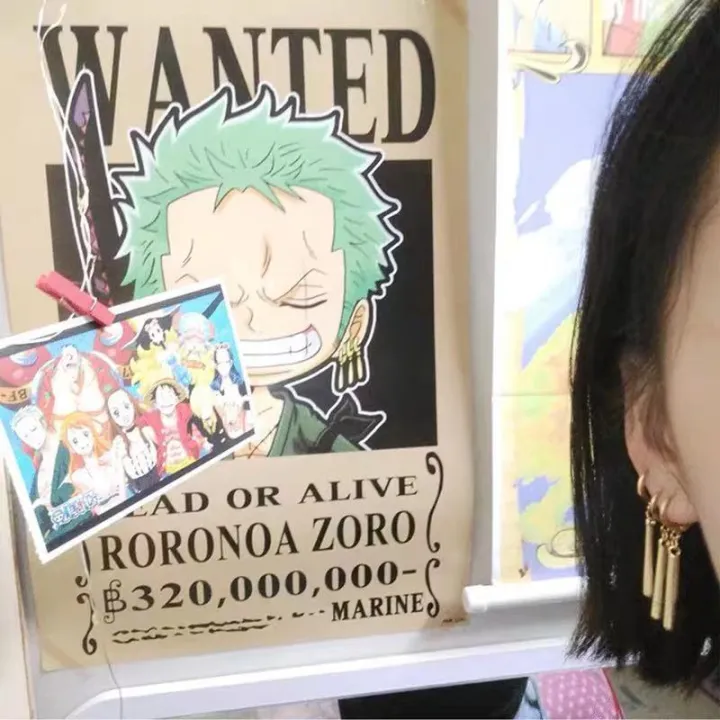 Anime%20One%20Piece%20Earrings%20Roronoa%20Zoro%20Ear%20Clips%20Stud%20Halloween%20Fashion%20Cosplay%20Accessory%20-%20Image%205